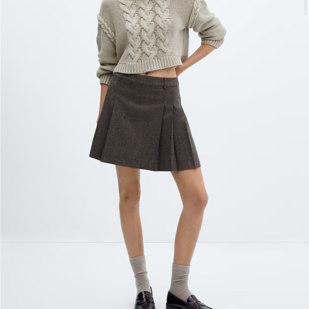 NWT Mango Pleated Mini Skirt